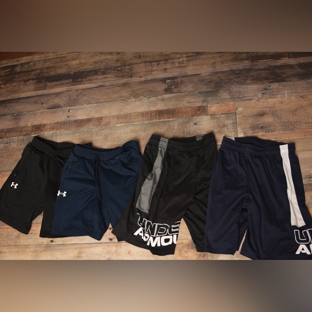 Under armor shorts all medium very good condition bundle 4 shorts.